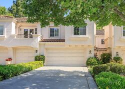 Pre-foreclosure in  MOUNTAIN OAK PL Newbury Park, CA 91320