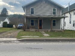  James Monroe Ave, Monroeton PA