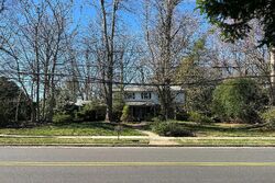 Pre-foreclosure in  BUCK RD Huntingdon Valley, PA 19006