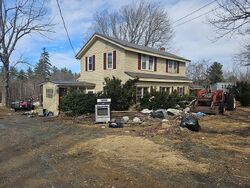 Pre-foreclosure in  CURRIER RD Hill, NH 03243