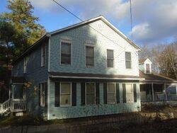 Pre-foreclosure in  BABOOSIC LAKE RD Amherst, NH 03031