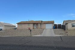 Pre-foreclosure in  TAHITIAN DR Lake Havasu City, AZ 86406