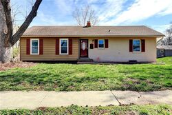 Pre-foreclosure in  E 49TH ST S Independence, MO 64055