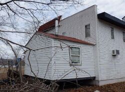  E Lakeshore Dr, Bismarck MO