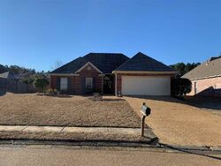  Devlin Springs Dr, Madison MS