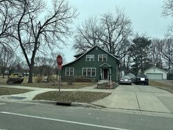 Pre-foreclosure in  SAINT OLAF AVE Northfield, MN 55057