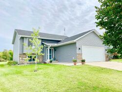  Minnesota St Nw, Hutchinson MN