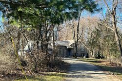 Pre-foreclosure in  PINE ISLAND DR NE Comstock Park, MI 49321