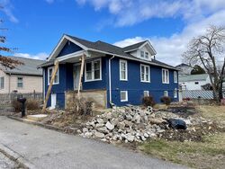 Pre-foreclosure in  GRANBY RD Worcester, MA 01604