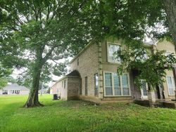 Pre-foreclosure in  FRANCINE CIR N Geismar, LA 70734