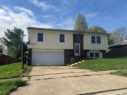 Pre-foreclosure Listing in YORKTOWN CT GEORGETOWN, KY 40324