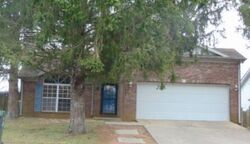 Pre-foreclosure Listing in WILLIAMSBURG LN GEORGETOWN, KY 40324