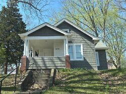 Pre-foreclosure in  6TH AVE Leavenworth, KS 66048