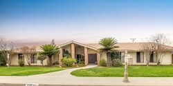 Pre-foreclosure in  N TEMPERANCE AVE Fowler, CA 93625