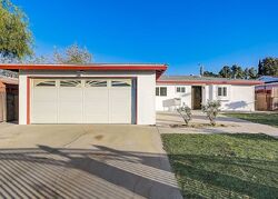 Pre-foreclosure Listing in ANDRADA DR ROWLAND HEIGHTS, CA 91748