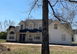 Pre-foreclosure in  PLANTERS DR Jonesboro, AR 72404