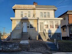 Pre-foreclosure in  FERN ST Lansdowne, PA 19050