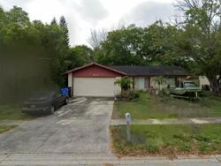 Pre-foreclosure in  BONNIE VIEW DR Valrico, FL 33594