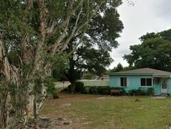 Pre-foreclosure in  E MCBERRY ST Tampa, FL 33610