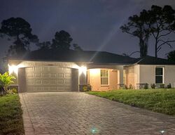 Pre-foreclosure in  NE 10TH ST Cape Coral, FL 33909