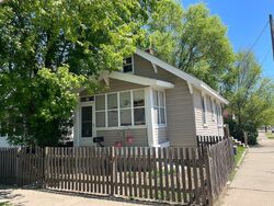Pre-foreclosure in  ALBEMARLE ST Saint Paul, MN 55117