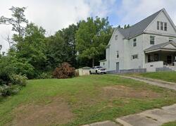 Pre-foreclosure in  S TRUESDALE AVE Youngstown, OH 44506