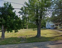 Pre-foreclosure in  E DEWEY AVE Youngstown, OH 44507