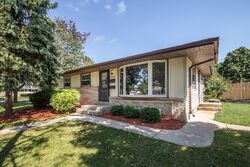 Pre-foreclosure in  S 48TH ST Milwaukee, WI 53220