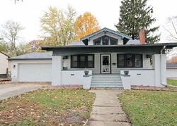 Pre-foreclosure in  N SUMMIT AVE Decatur, IL 62522