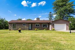  E Washington St, Winchester IN