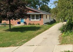 Pre-foreclosure in  N GRANDVIEW BLVD Waukesha, WI 53188