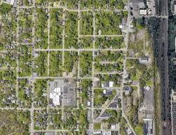 Pre-foreclosure in  HANLEY AVE Youngstown, OH 44505