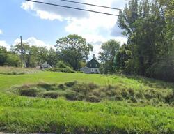 Pre-foreclosure in  N CENTER ST Youngstown, OH 44506