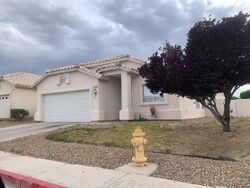 Pre-foreclosure in  DUSTY GLEN CT North Las Vegas, NV 89032