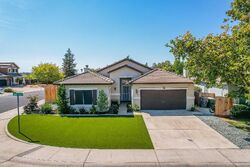 Pre-foreclosure in  HOLLY DR Rocklin, CA 95765