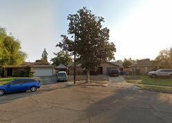 Pre-foreclosure in  N LEAD AVE Fresno, CA 93722
