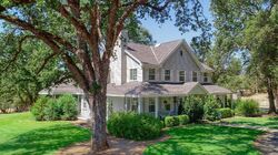  Mockingbird Ln, Oakhurst CA