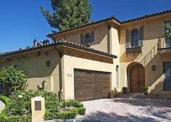Pre-foreclosure in  BEVERLY VIEW DR Beverly Hills, CA 90210