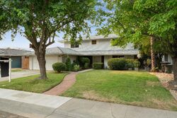 Pre-foreclosure in  PAPAYA DR Fair Oaks, CA 95628