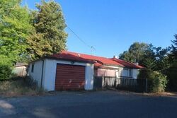 Pre-foreclosure in  SUNSET WAY Grants Pass, OR 97527