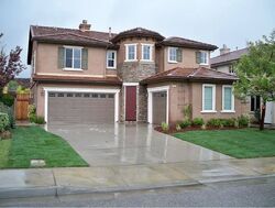 Pre-foreclosure in  LA LUNE AVE Murrieta, CA 92563