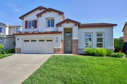 Pre-foreclosure in  NASSA CIR Elk Grove, CA 95757