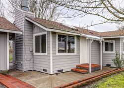 Pre-foreclosure in  SAINT LOUIS RD NE Gervais, OR 97026