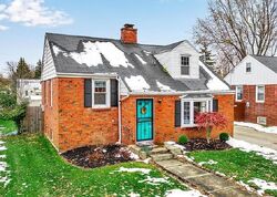 Pre-foreclosure in  WALTON DR Buffalo, NY 14225