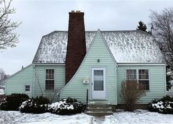 Pre-foreclosure in  MERIDIAN ST Depew, NY 14043