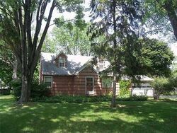 Pre-foreclosure in  MEADOW LN Webster, NY 14580
