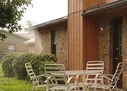 Pre-foreclosure in  DEVILLE DR Mary Esther, FL 32569