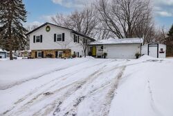  Bartelmy Ln, Saint Paul MN