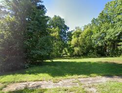 Pre-foreclosure in  WOODBINE AVE W Youngstown, OH 44505