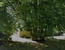 Pre-foreclosure in  WOODCREST DR Neenah, WI 54956